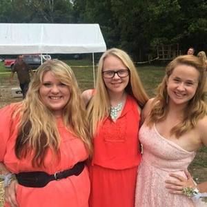 Meet your Posher, Ainsley